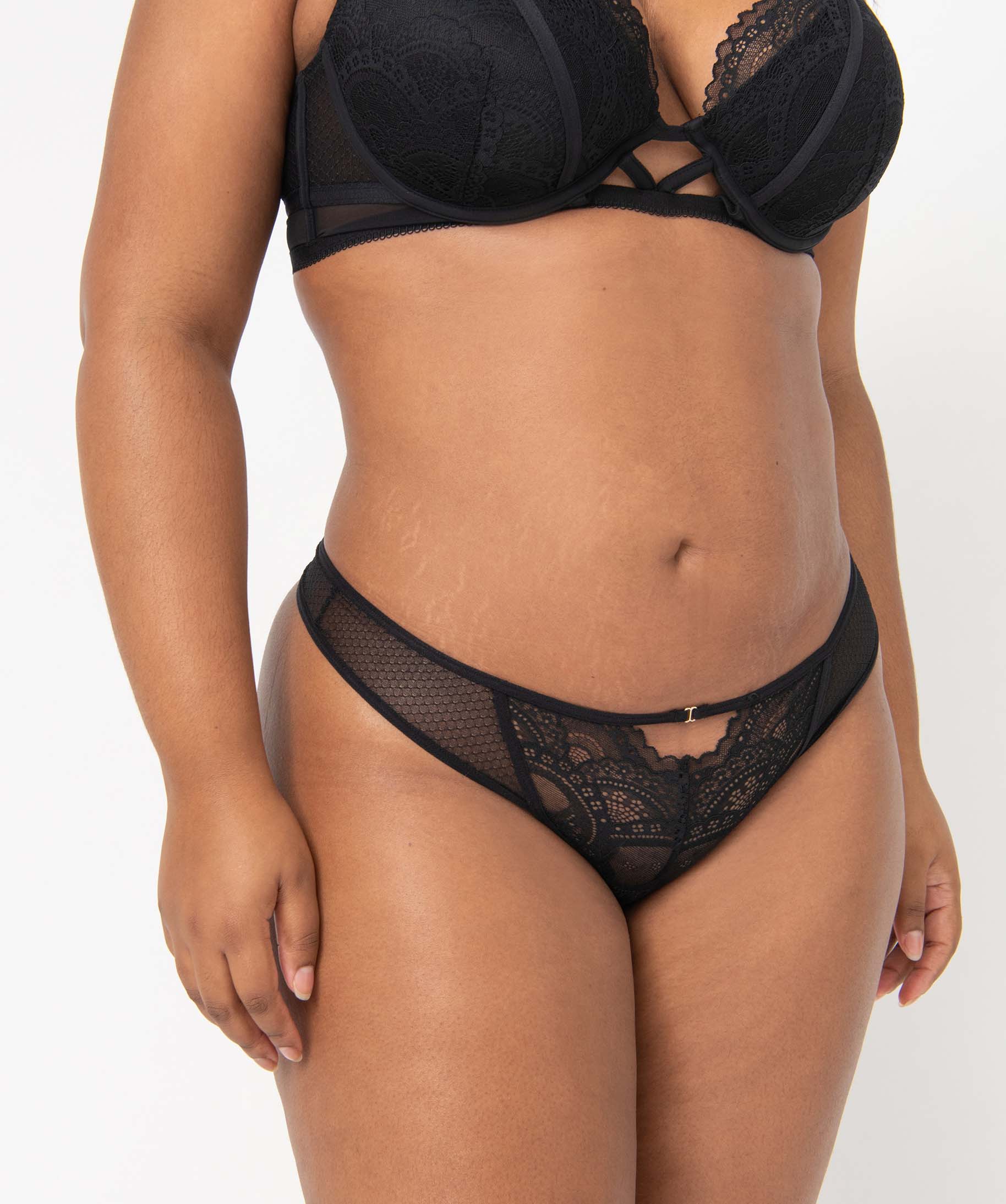 String femme grande taille en dentelle et tulle avec découp... noir | GEMO