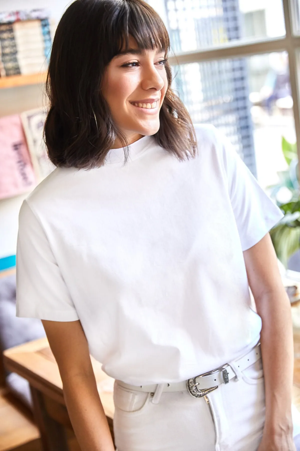 Olalook  Weißes, weiches, strukturiertes Strick-T-Shirt mit halbem Rollkragen für Damen TSH-19000610