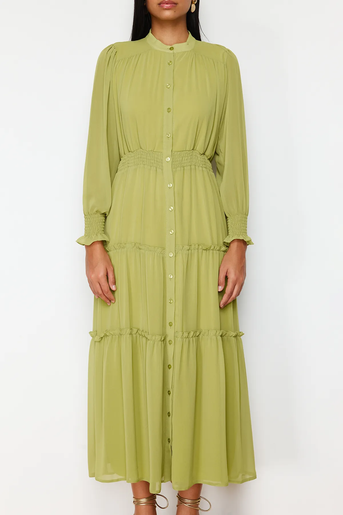 Trendyol Modest  Gefüttertes, gewebtes Chiffon-Hemdkleid mit grünen Ärmeln und Gipe-Detail an der Taille TCTSS24EB00046