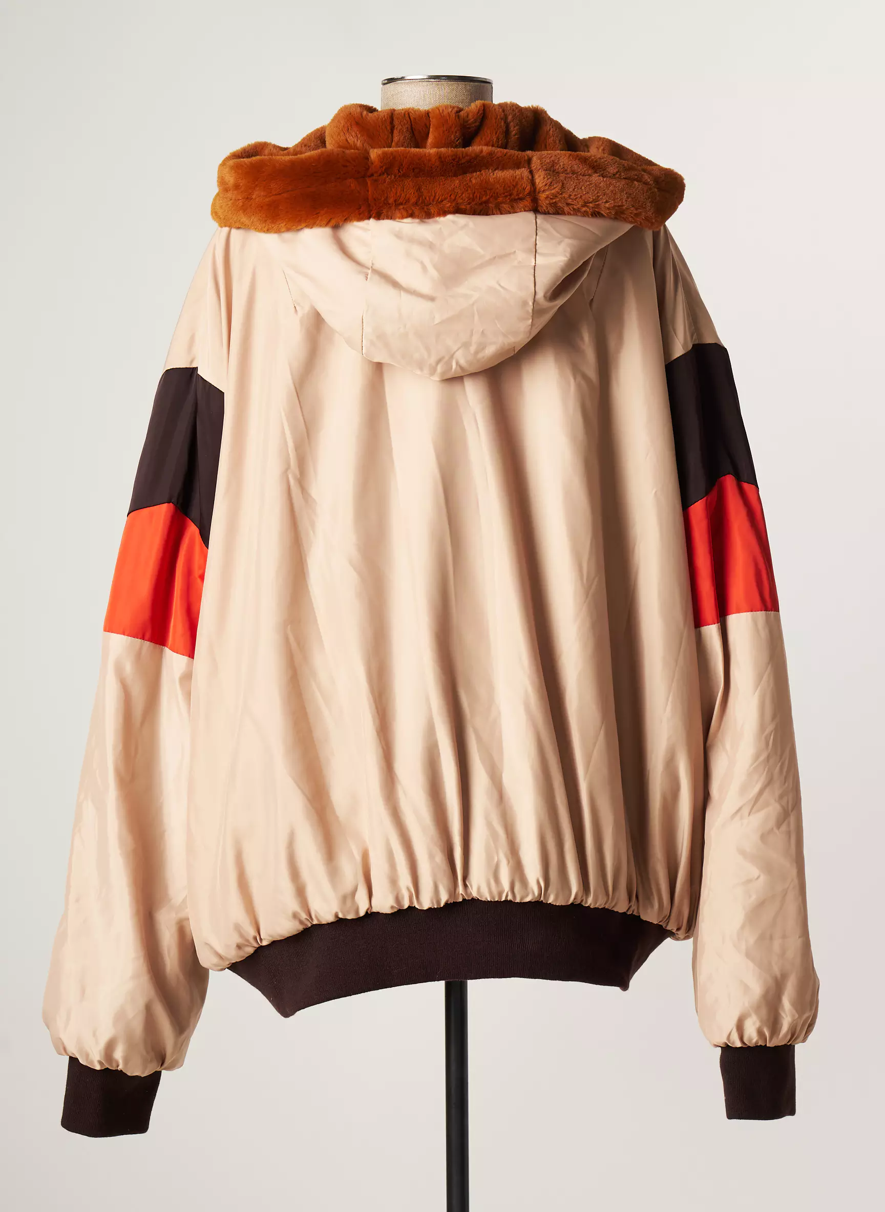 Maison Haussmann Blousons Femme couleur beige
