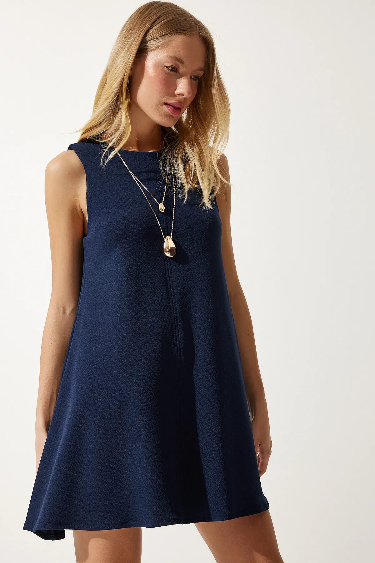 Happiness İstanbul  Marineblaues Sommer-Glockenkleid mit Rundhalsausschnitt für Damen RV00160