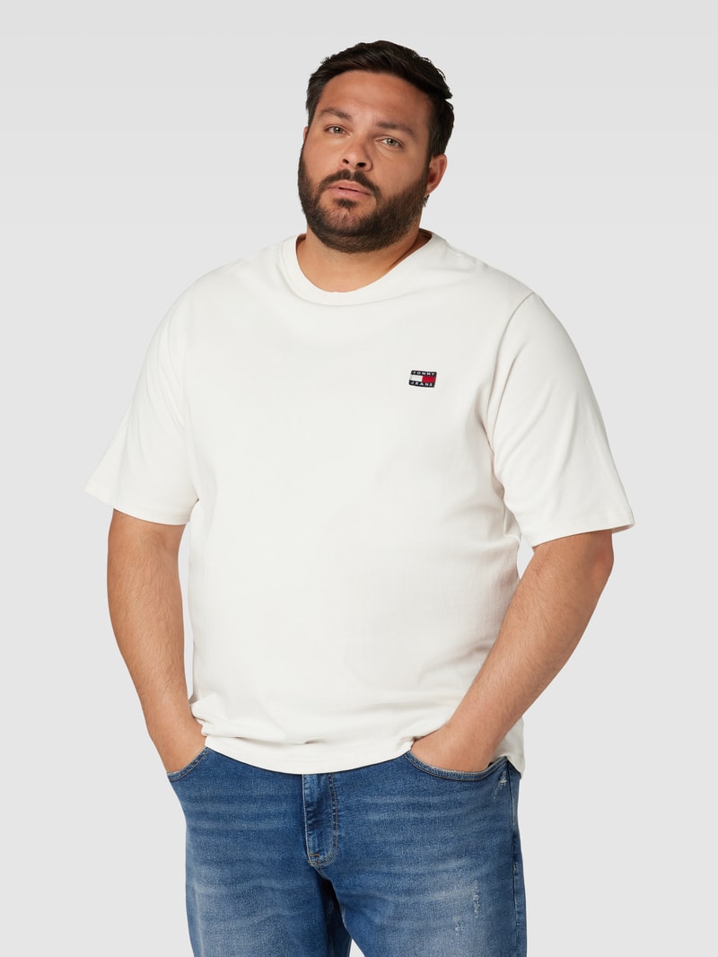 PLUS SIZE T-Shirt mit Label-Print in weiß