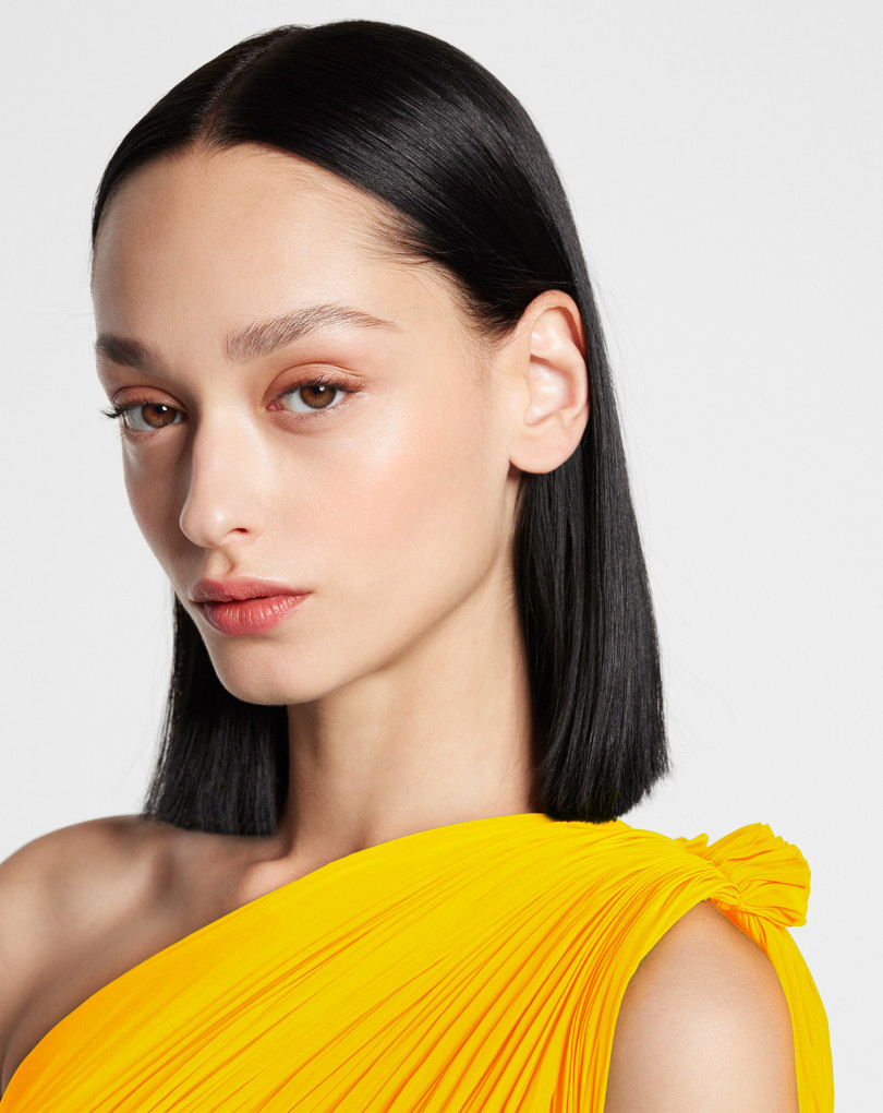 ROBE LONGUE ASYMÉTRIQUE EN CHARMEUSE TRIBUTE