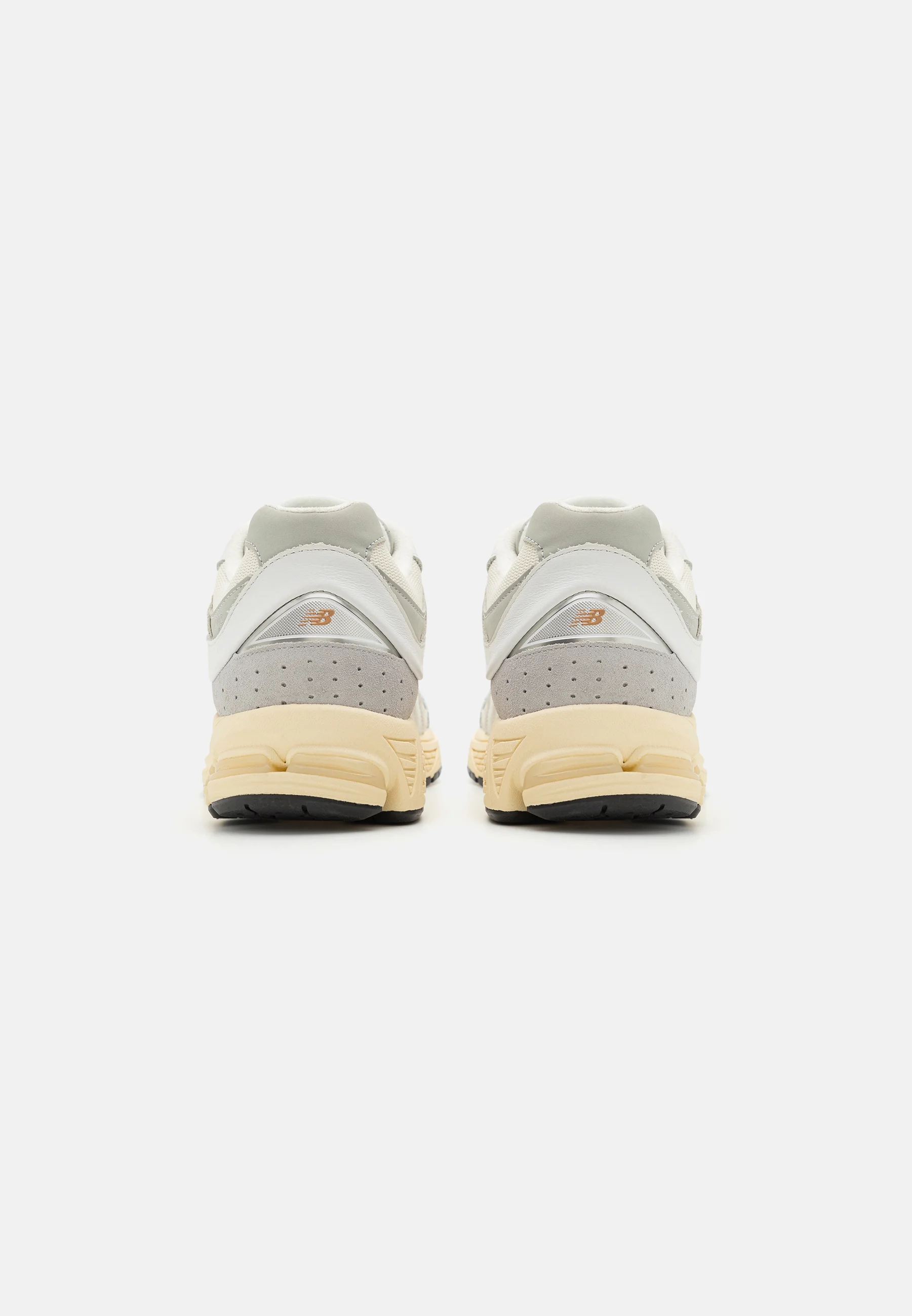 New Balance M2002 UNISEX - Zapatillas bajas
