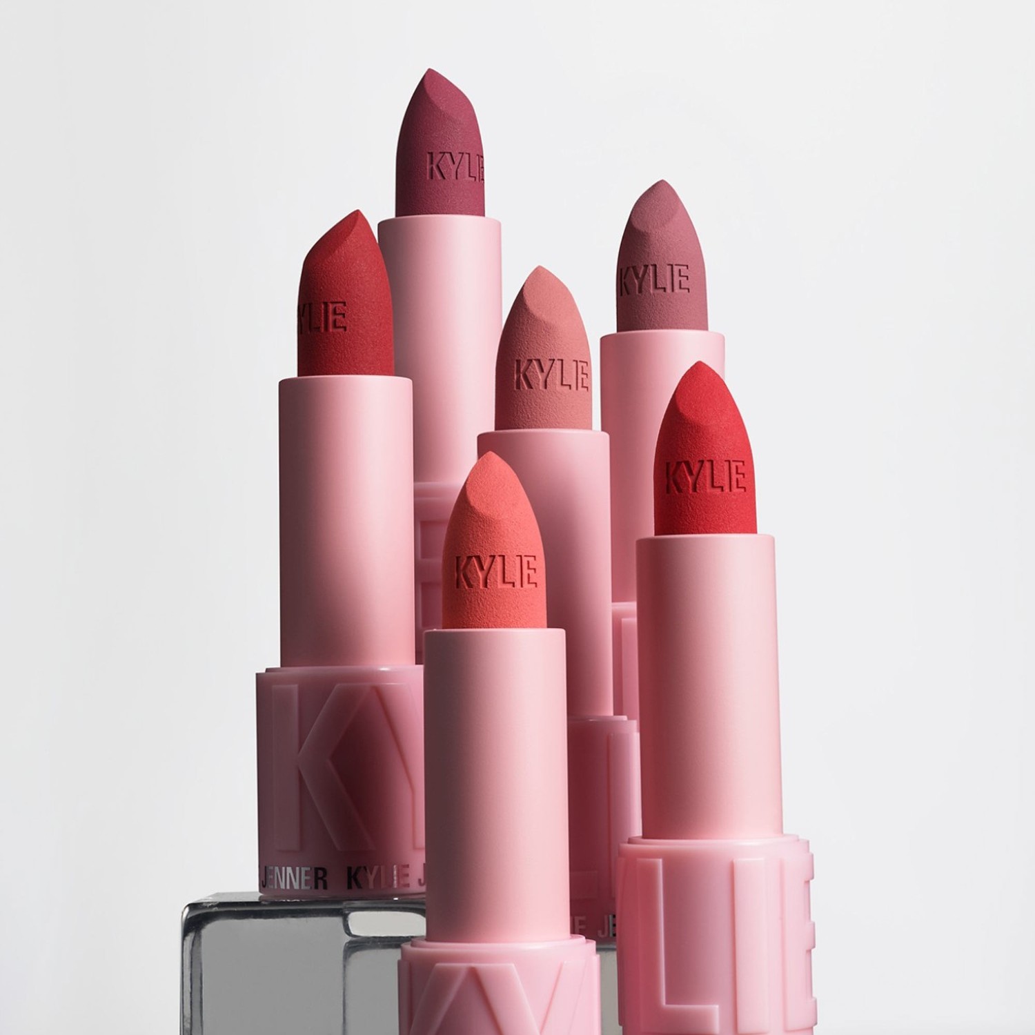 KYLIE COSMETICS matiniai lūpų dažai