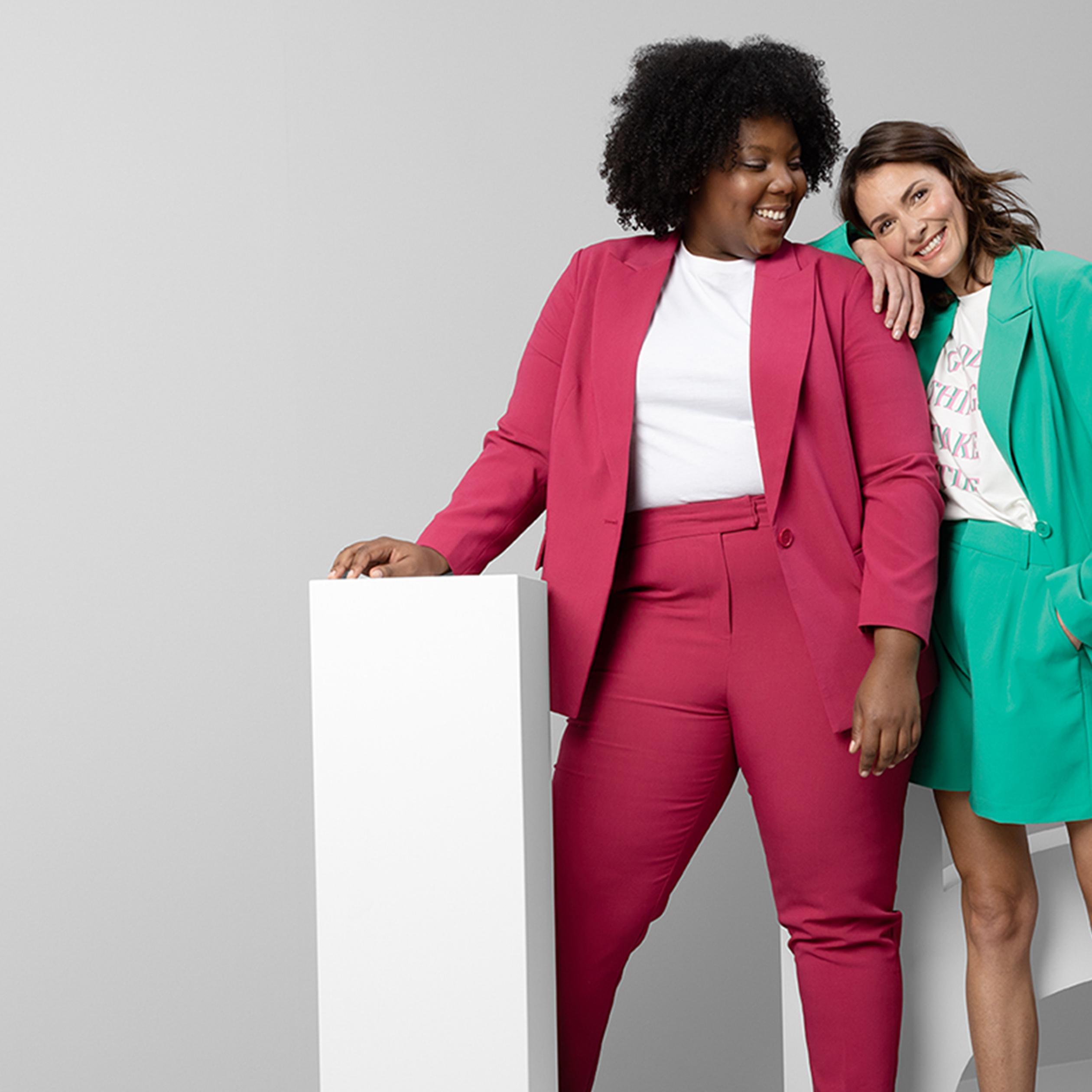 Pantalon tailleur carotte rose framboise femme grande taille | La Halle