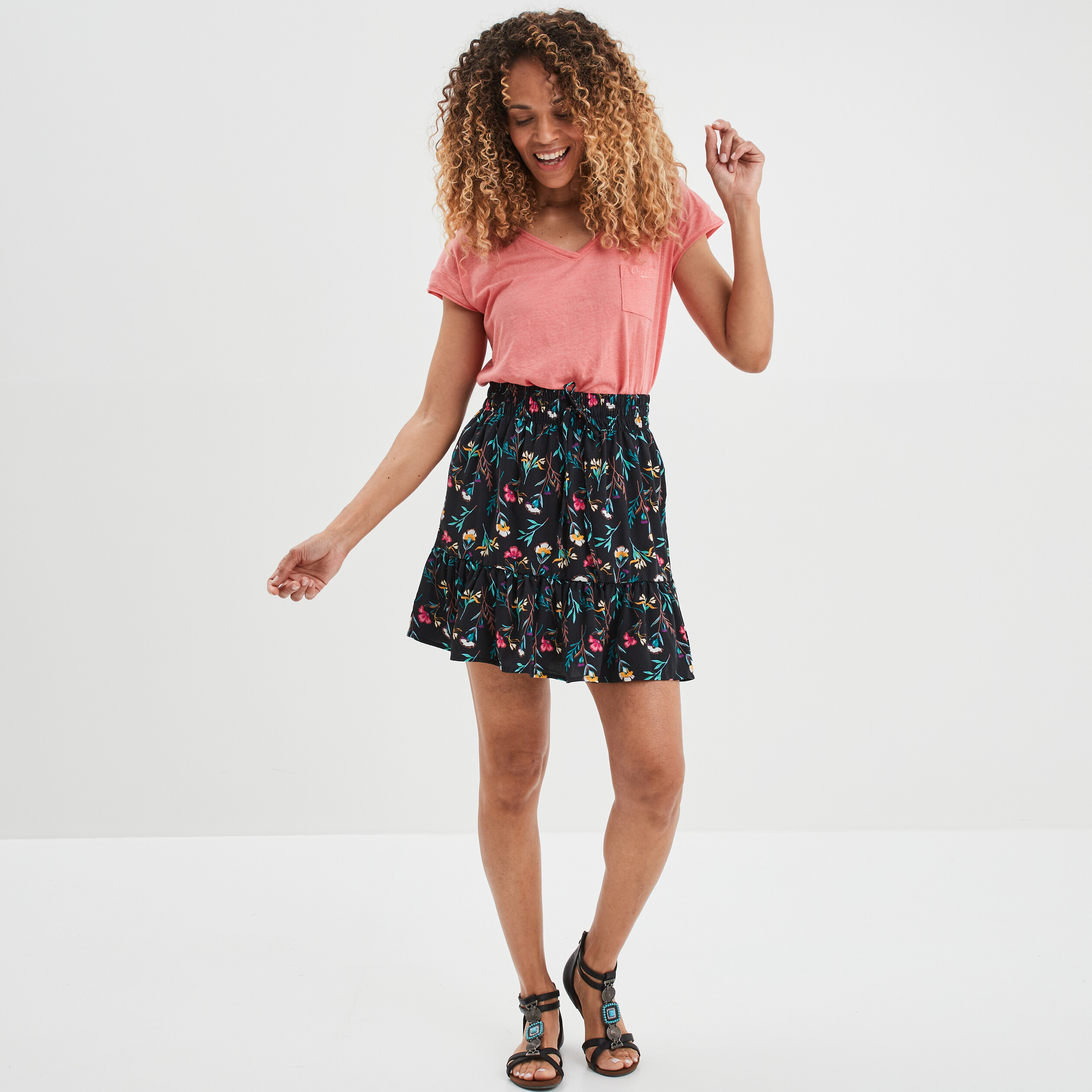 T-shirt col v poche poitrine Creeks rose femme | La Halle