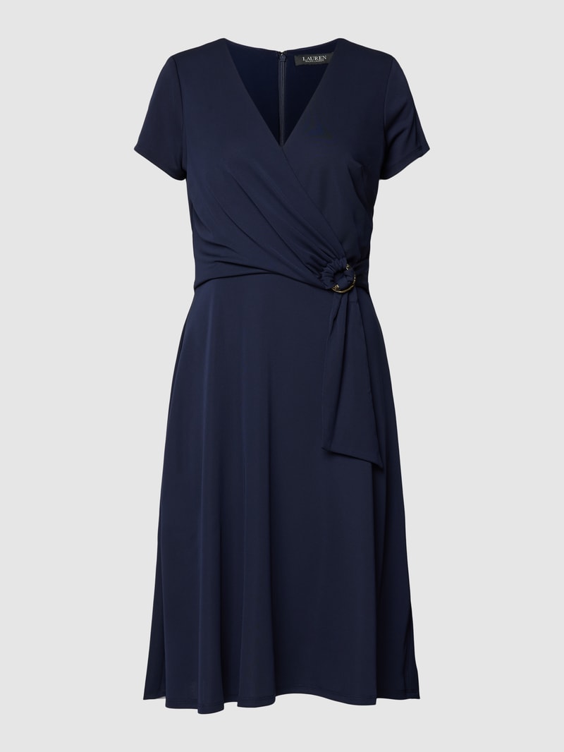 Knielanges Kleid mit V-Ausschnitt Modell 'KARLEE' in marineblau