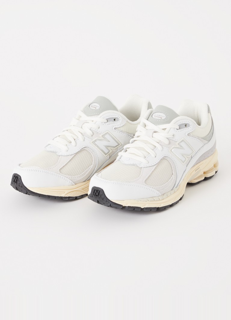 New Balance 2002R -verkkokankaiset lenkkarit nahkayksityiskohdilla