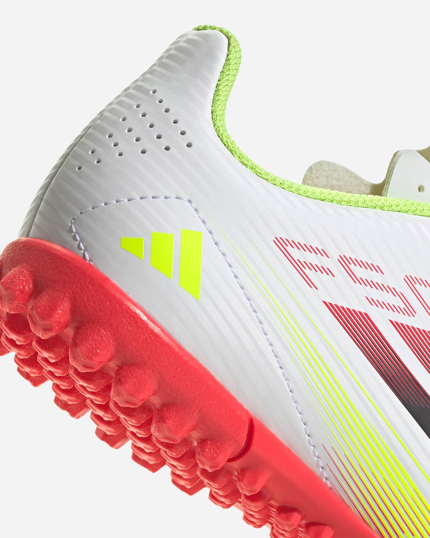 Futbalové kopačky Adidas F50 Club Tf Jr IE3732