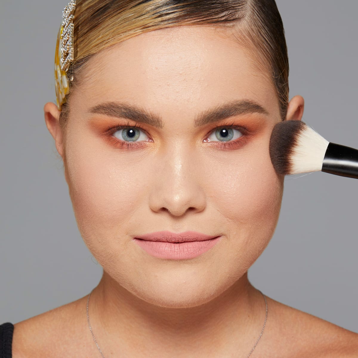 Contouringpuder 3 Steps to Sculpt Light 02, 15 g