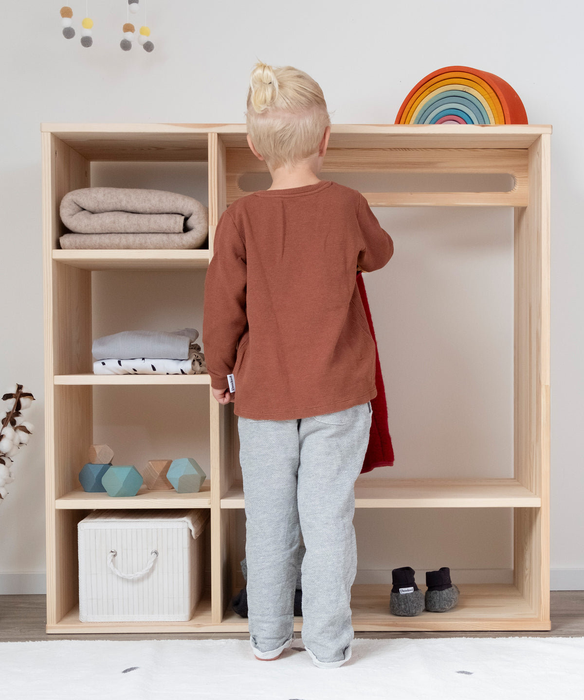 Montessori Kleiderschrank Kiefer