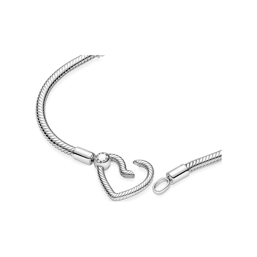 Pandora Armband Moments