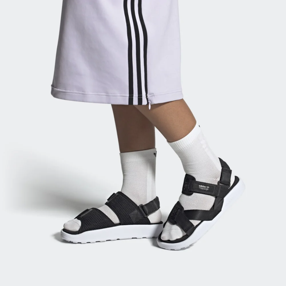 adidas Adilette Adventure HP2184 / schwarz