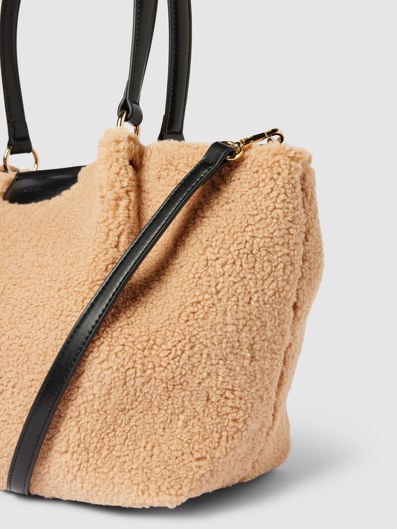 Shopper mit Teddyfell Modell 'JUTIS' in camel