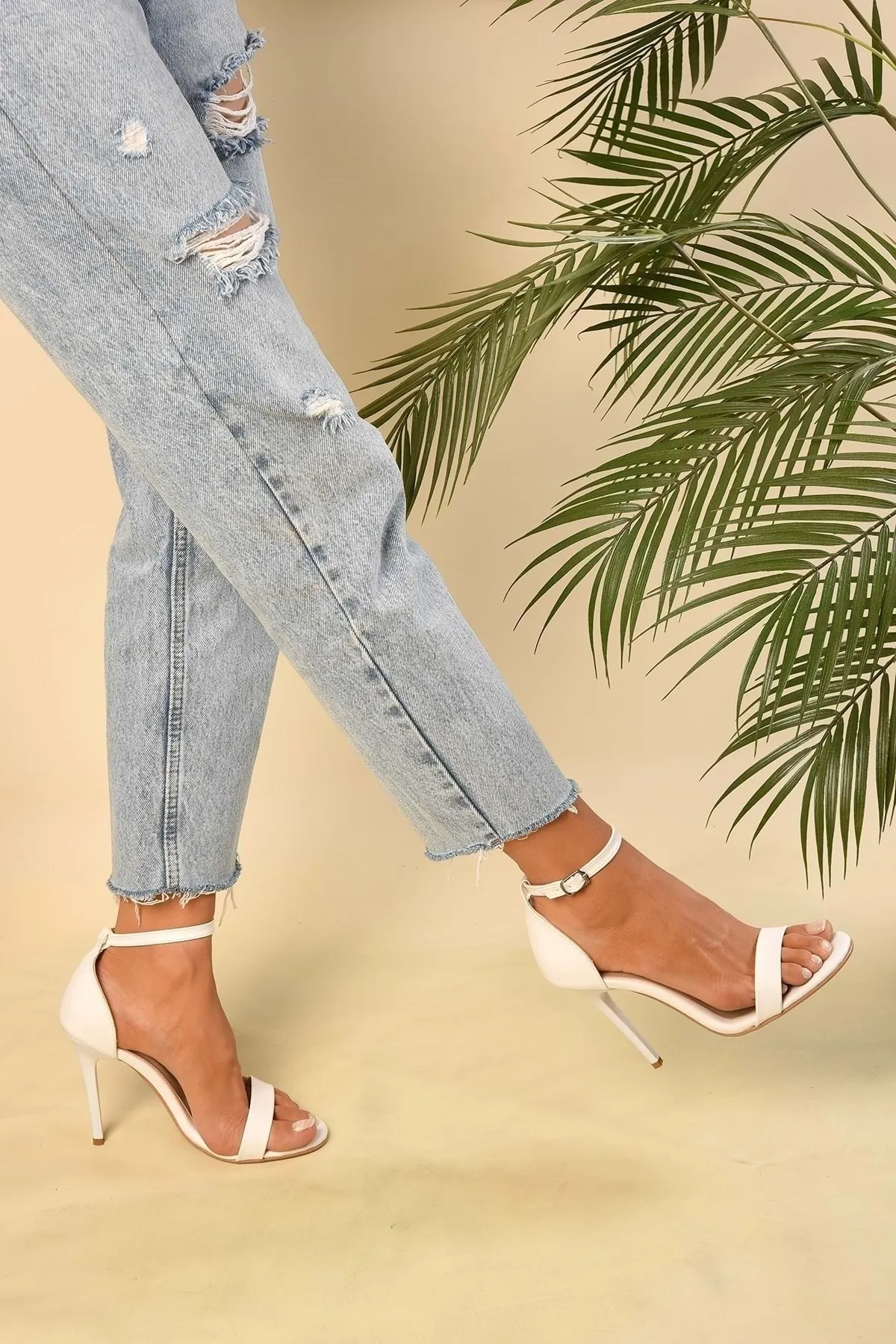Shoeberry  Damen-Midia-Schuhe mit einem Riemen und weißem Hautabsatz