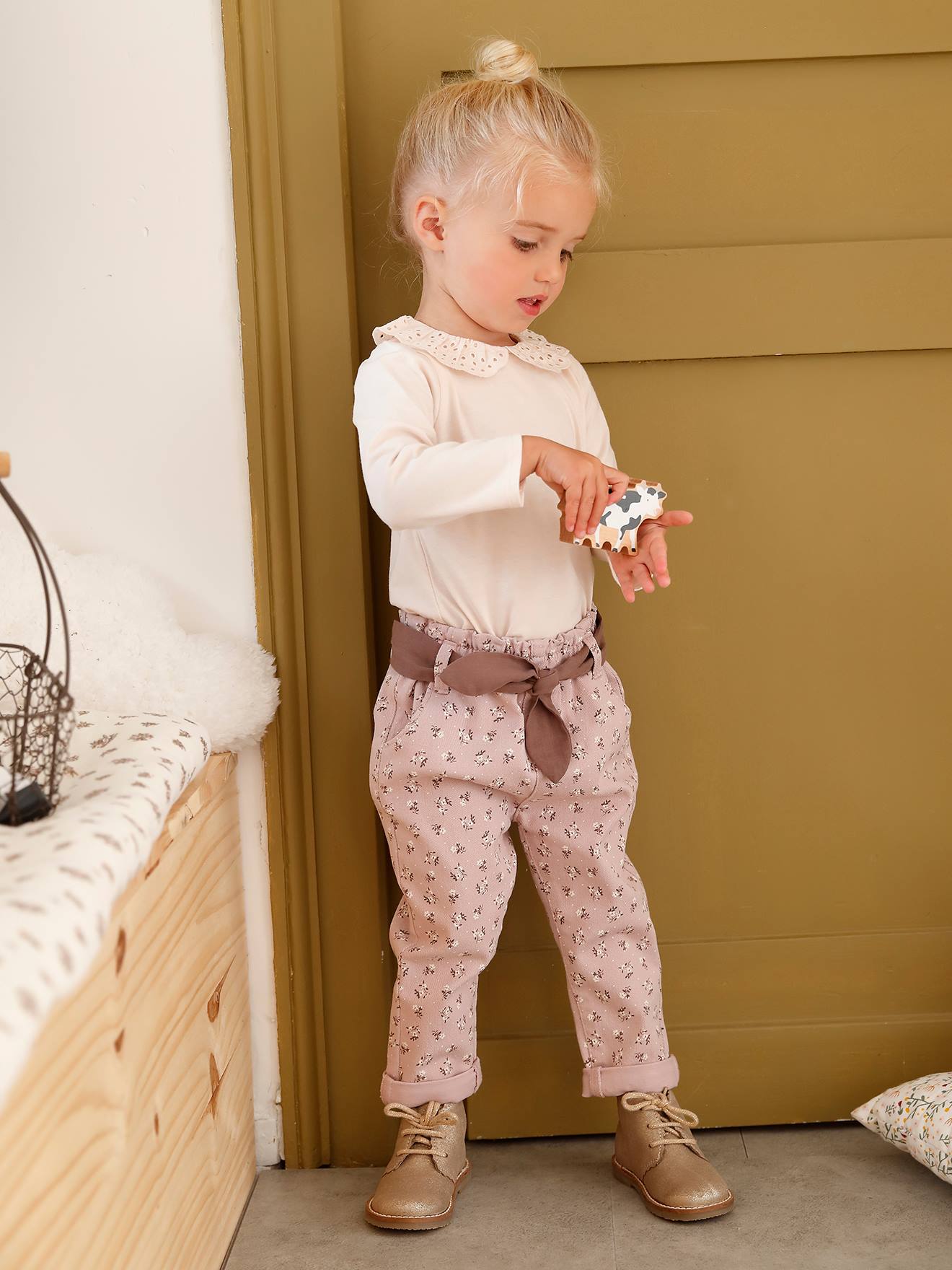 T-shirt col brodé bébé manches longues beige clair