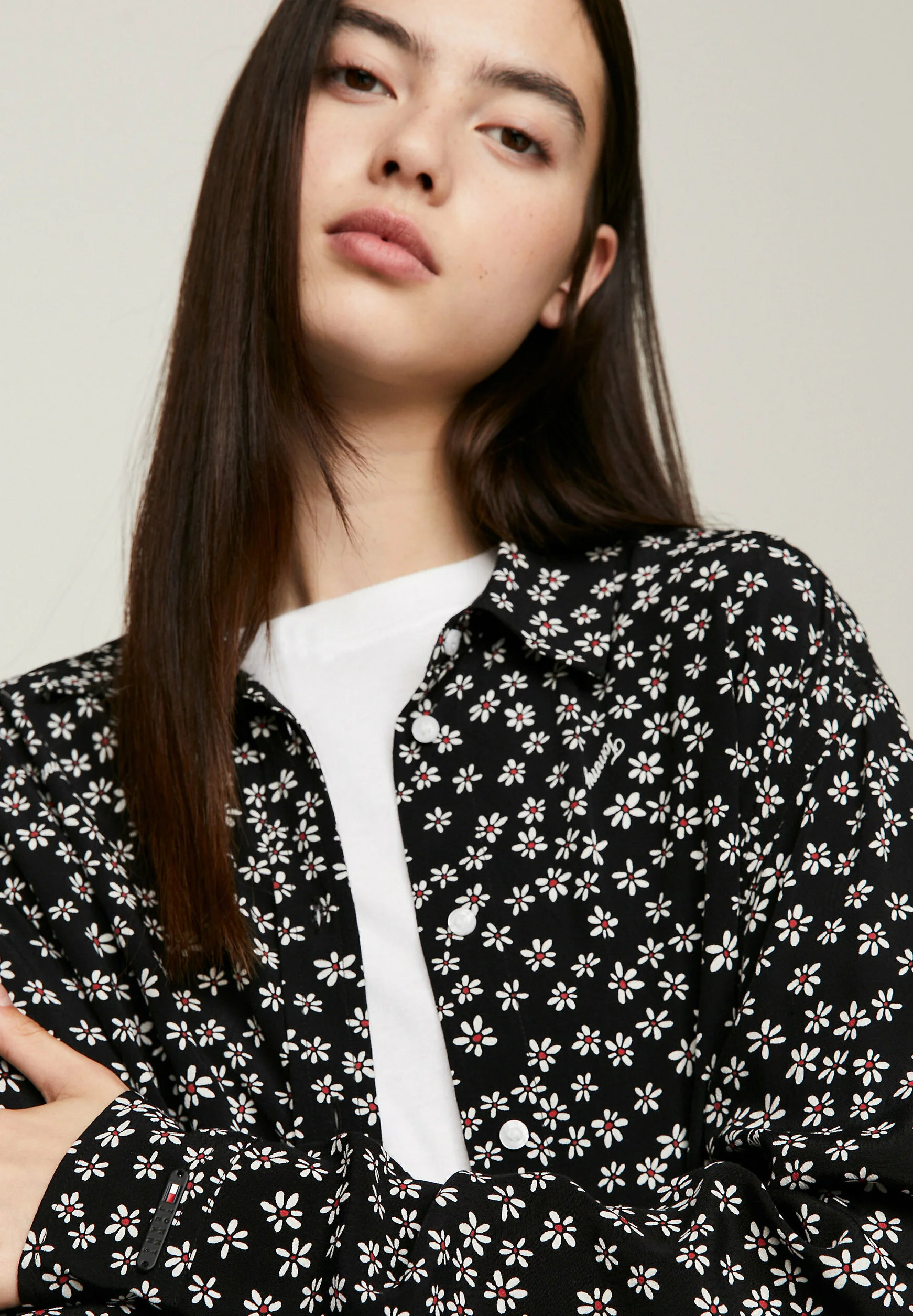 Camisa Tommy Jeans con estampado floral DITSY de corte boyfriend