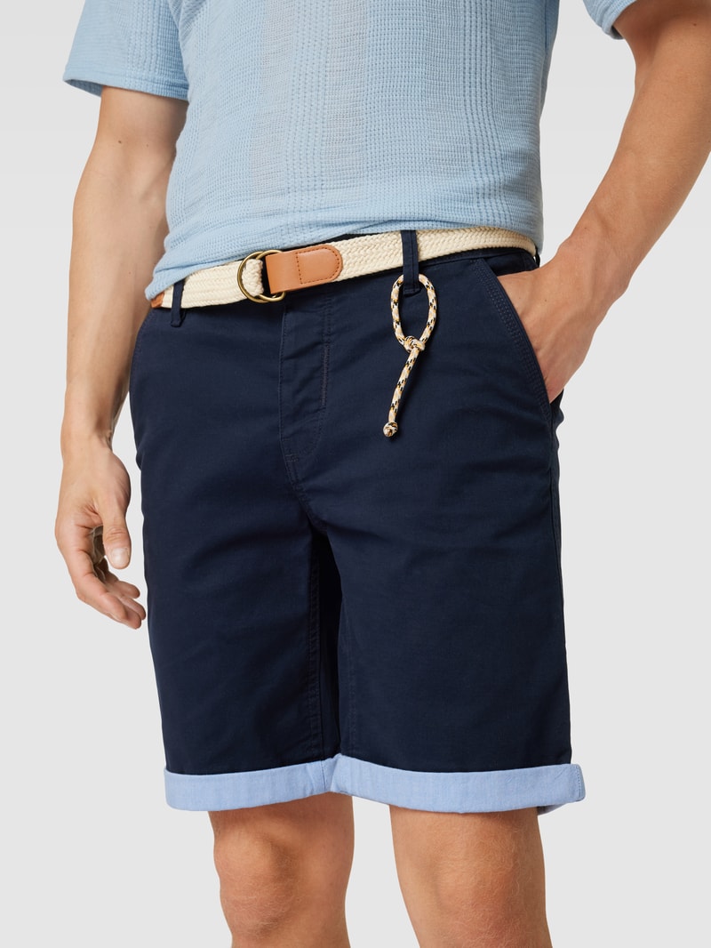Chinoshorts mit französischen Eingrifftaschen in dunkelblau
