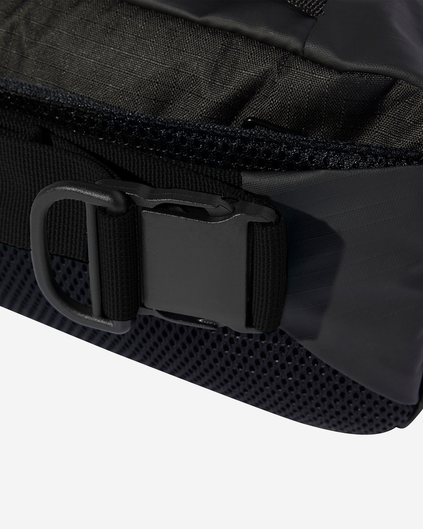 Fanwear Adidas Mercedes Ips Sling JX6478