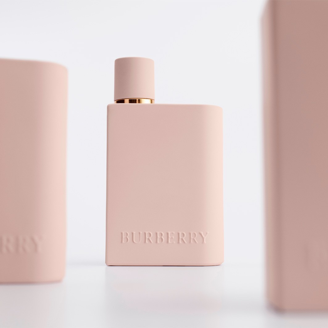 BURBERRY Intense