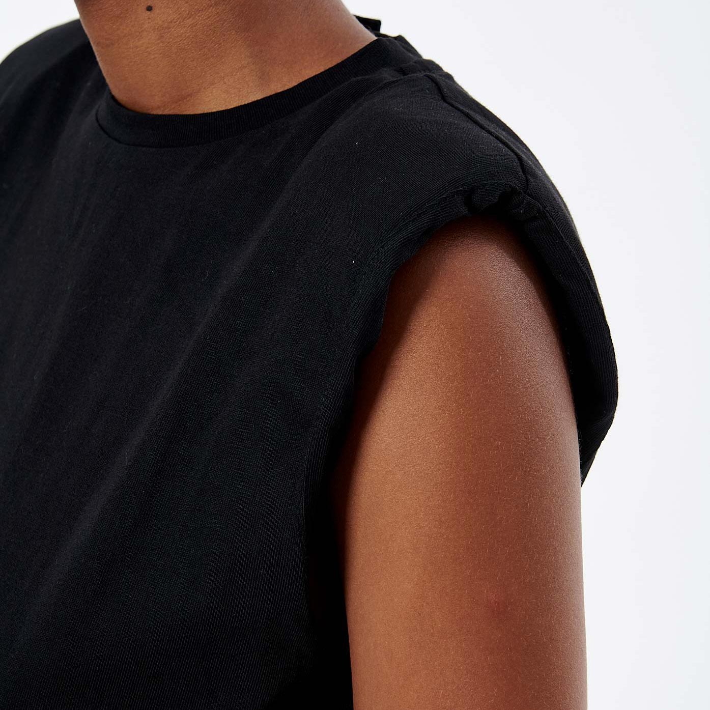 BUNNI  Robe noire et fleurie femme
