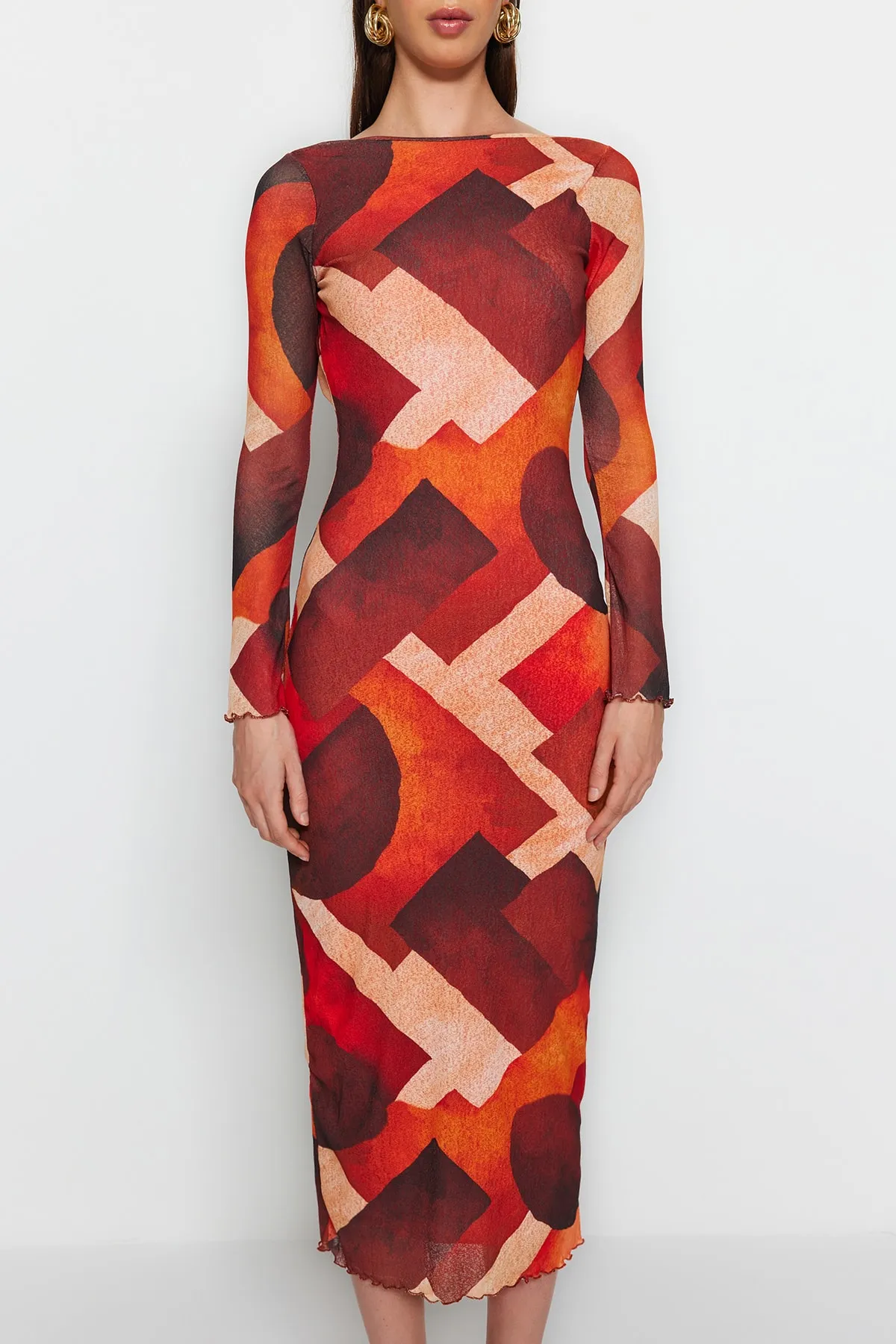 Trendyol Collection  Mehrfarbiges, figurbetontes Maxi-Bleistiftkleid aus flexiblem Strick mit spezieller Textur und Rückendetail TWOAW24EL00319