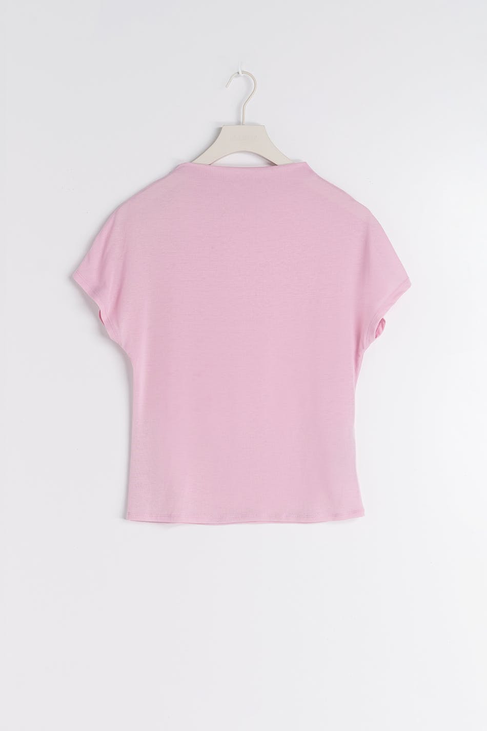 Funnel neck top