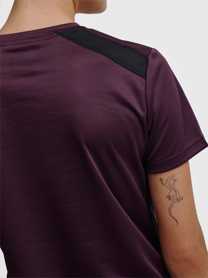 Hummel Hummel T-Shirt Hmlmulti Fußball Damen in PLUM PERFECT günstig kaufen M