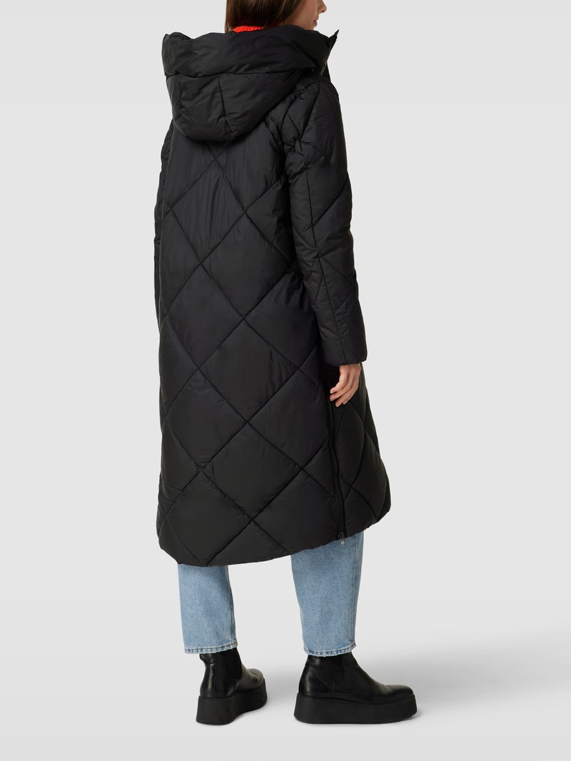 Steppmantel mit Kapuze in schwarz