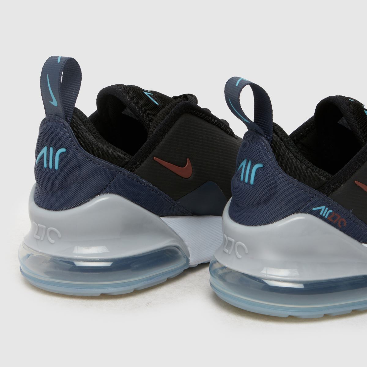 Nike Air Max 270 Lány Utcai Cipő Fekete/Fekete/Fekete, 36.5