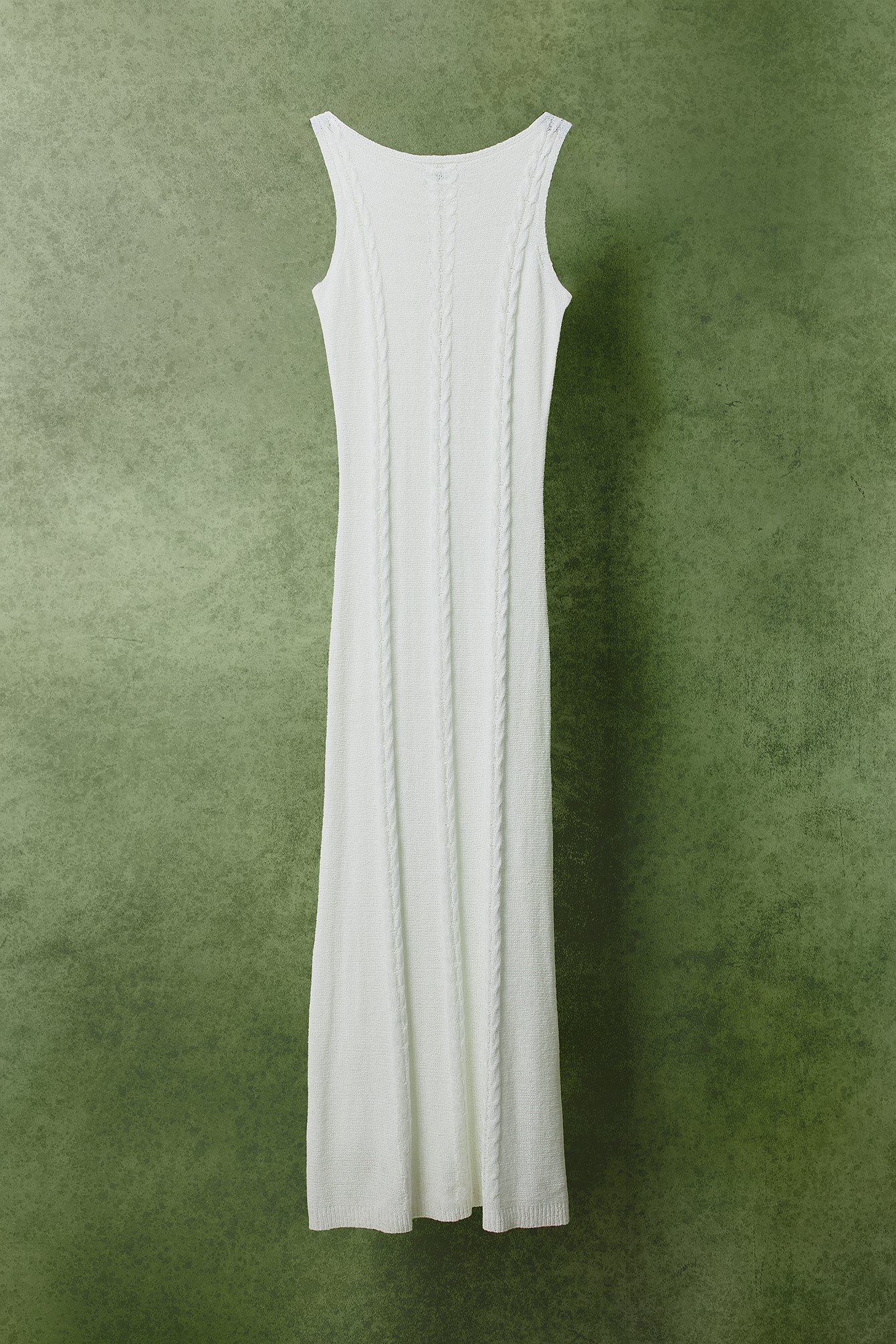 Gestricktes Maxikleid mit Zopfmuster
