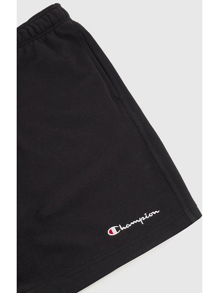 Champion Shorts in Schwarz günstig kaufen