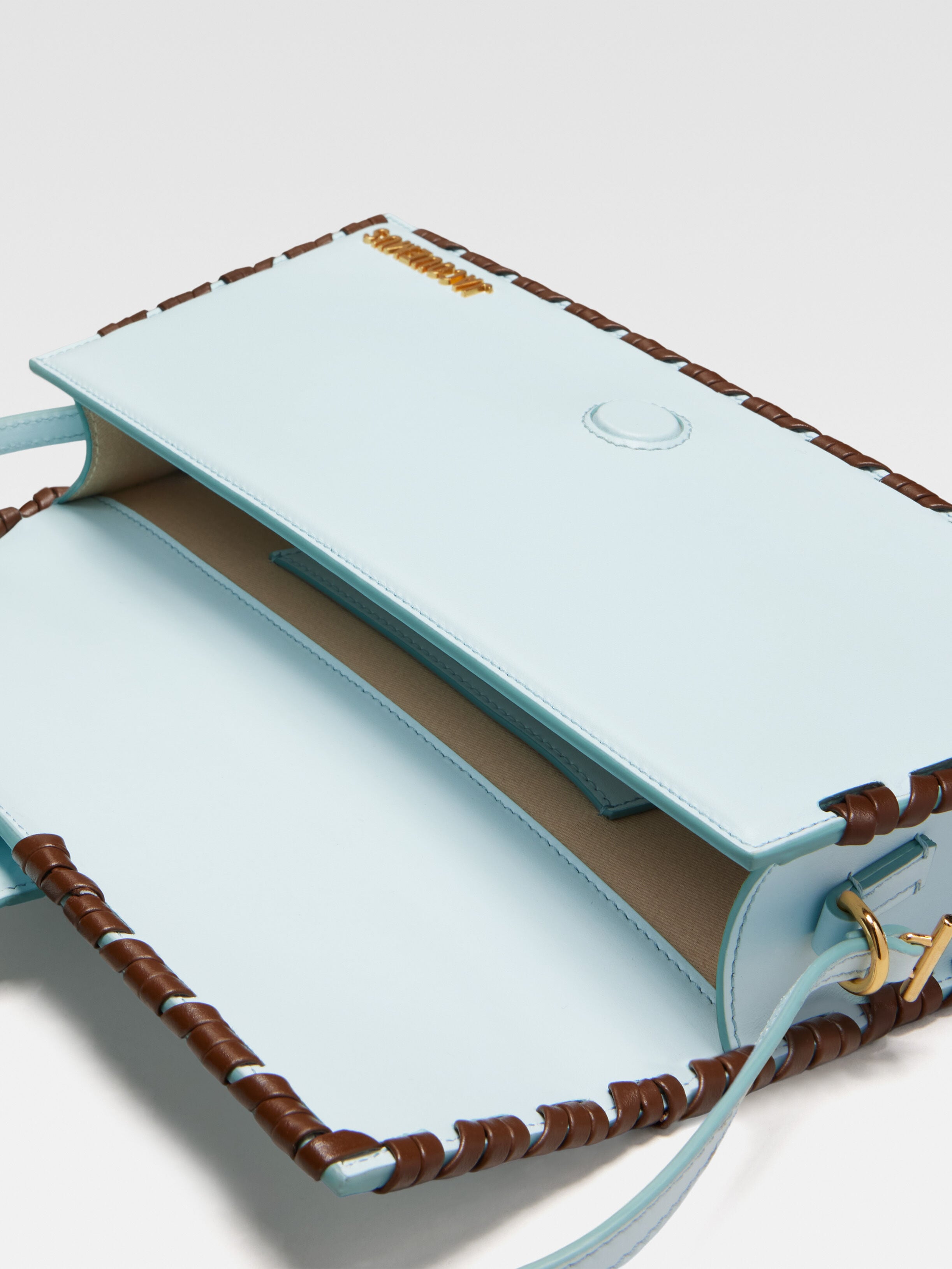 Le Bambino long lacet