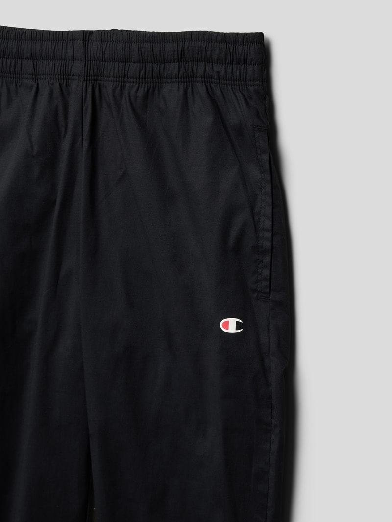 Hose mit Label-Detail in schwarz