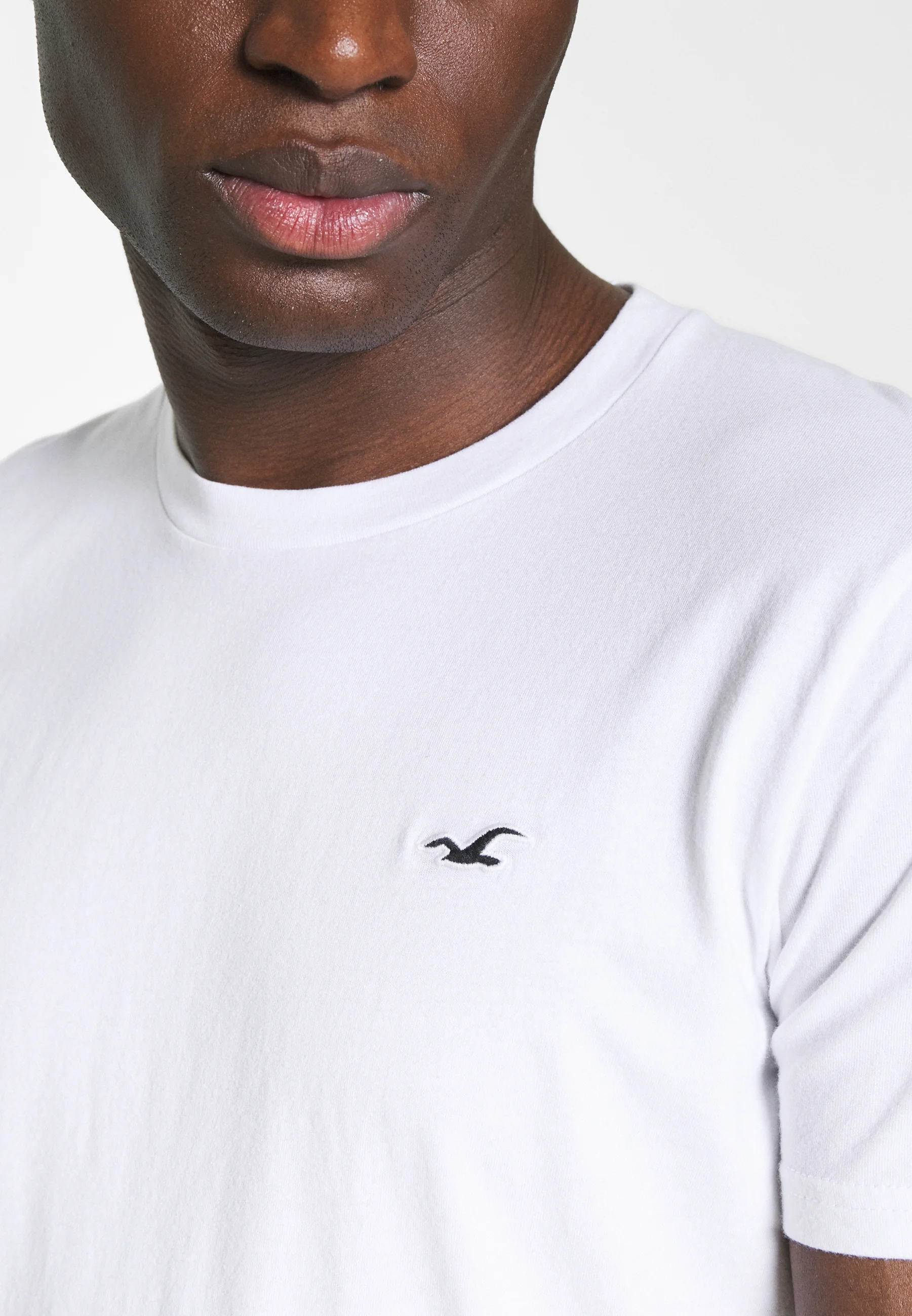 Camiseta básica Hollister Co. ICON CREW (paquete de 7)