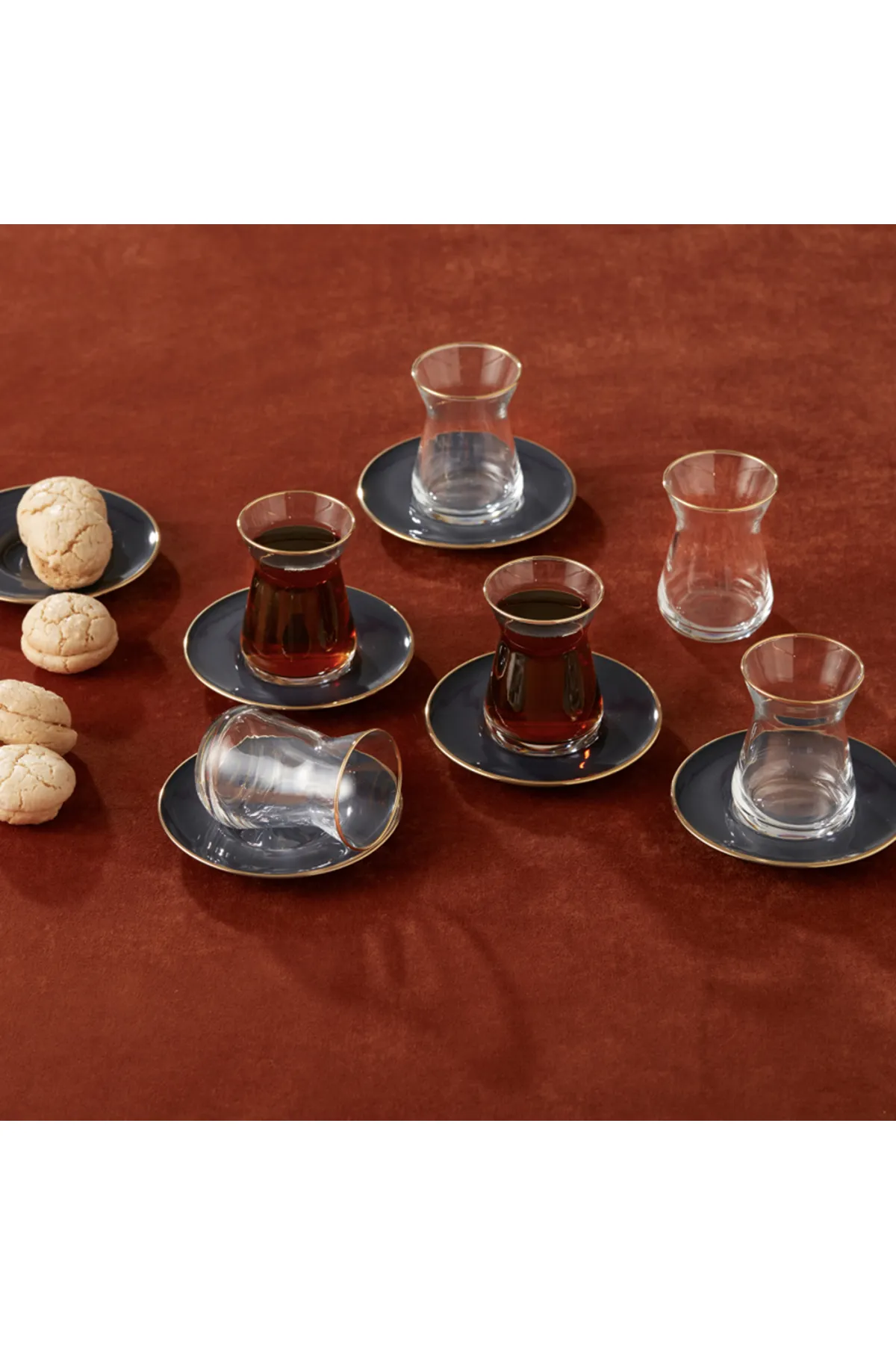 Karaca  Retro Anthrazit Teeset für 6 Personen Teeservice, Türkische Teegläser mit Untertasse, Cay Bar