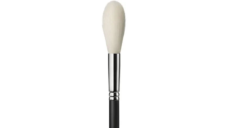 MAC 137S Long Blending Brush
