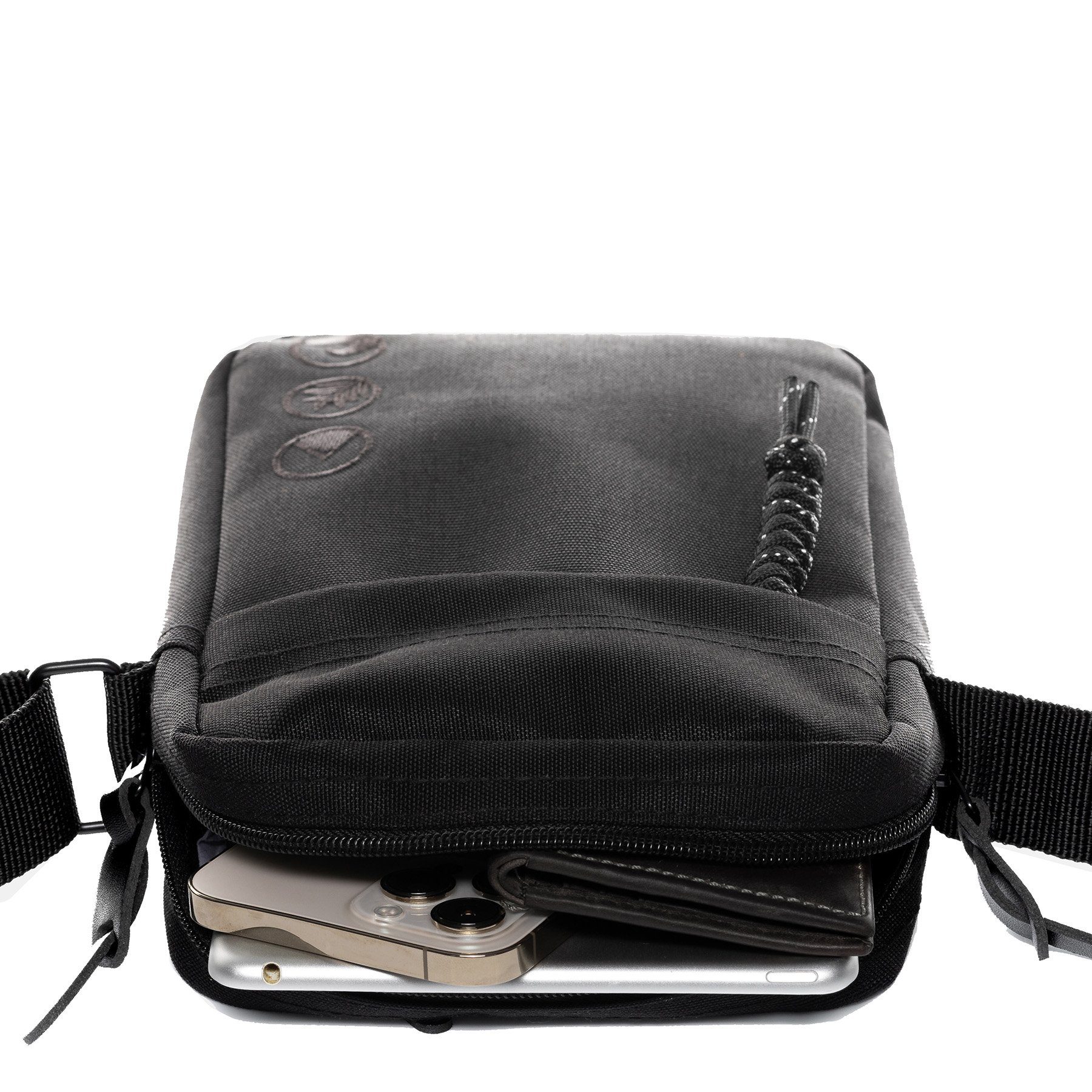 SONS OF ALOHA Umhängetasche OAHU, Umhängetasche, Cross-Body Bag wasserabweisend, recyceltes PET, schwarz