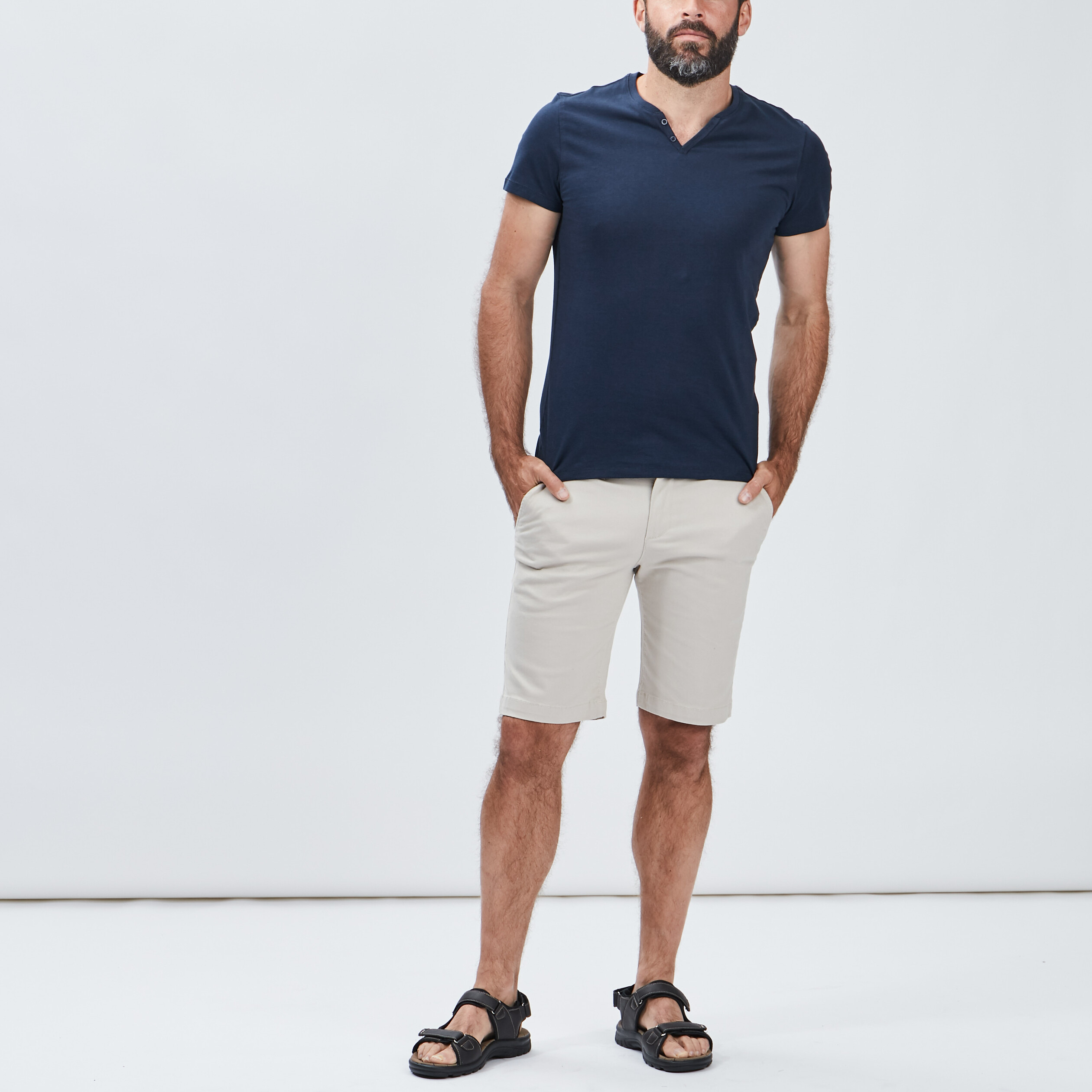 T-shirt manches courtes col tunisien bleu marine homme | La Halle