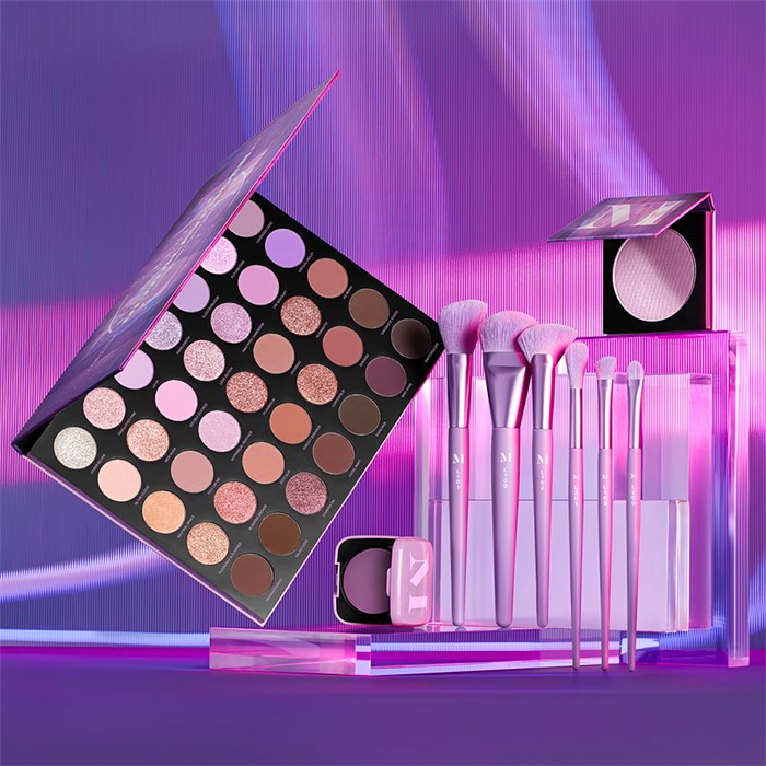 Ultra Lavender Eyeshadow Palette 35L