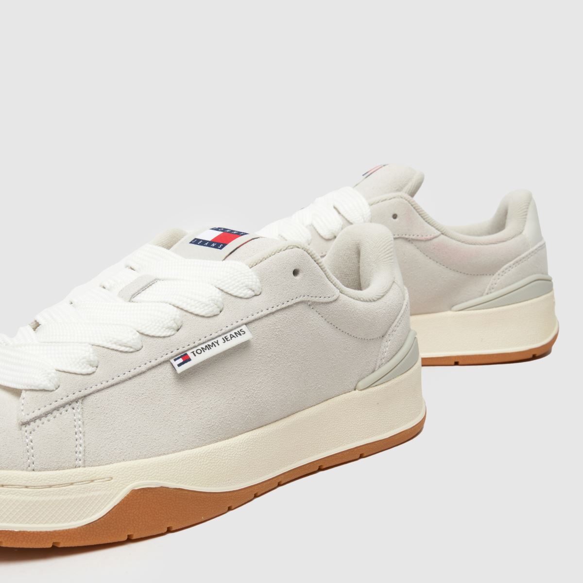 Tommy Jeans fűzős sportcipő világos szürke színben