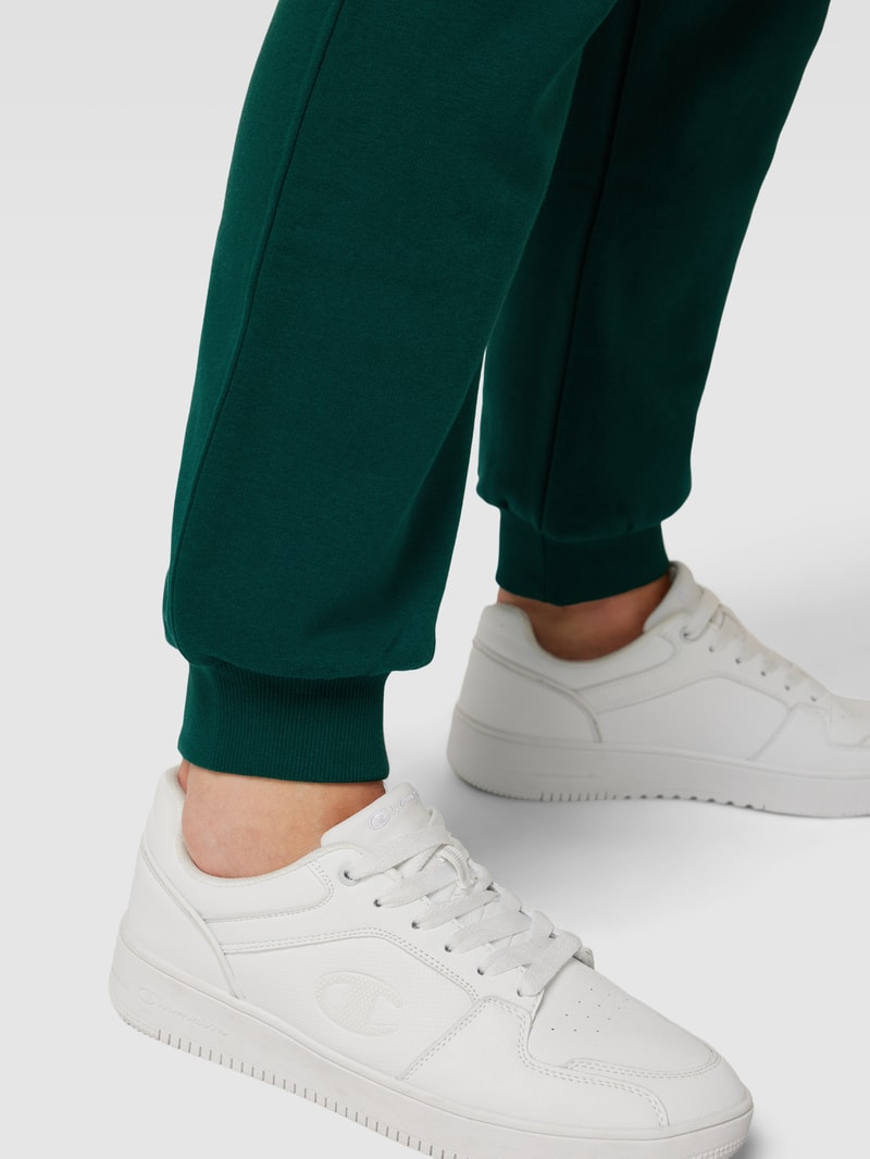 Sweatpants mit elastischem Bund in dunkelgrün
