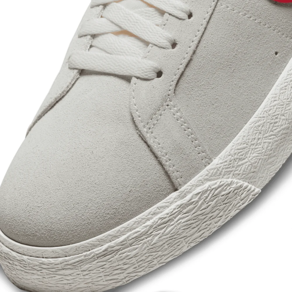 Nike Zoom Blazer Mid SB 864349-109 / weiss