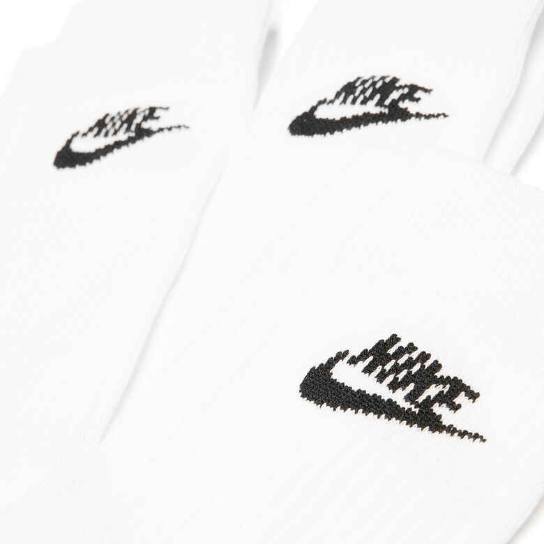 NIKE Sportswear Everyday Essential Crew Socks (3 Pack) white/black