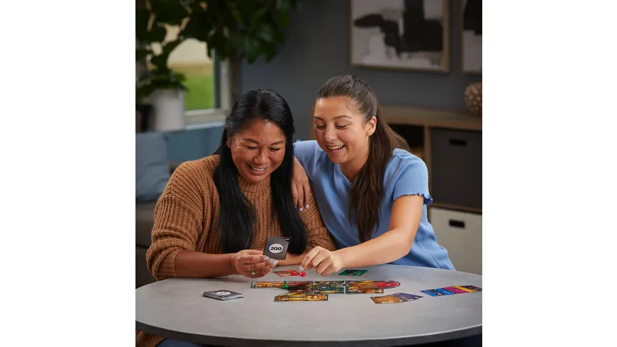 Hasbro Gaming - Cluedo Raub im Museum