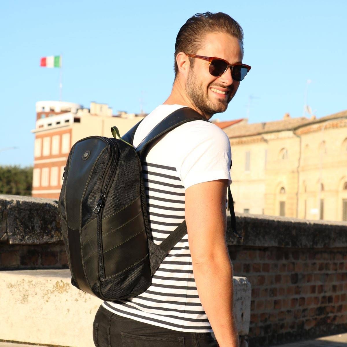 MoreThanHip Gustavo  15,6 Zoll Laptop Rucksack