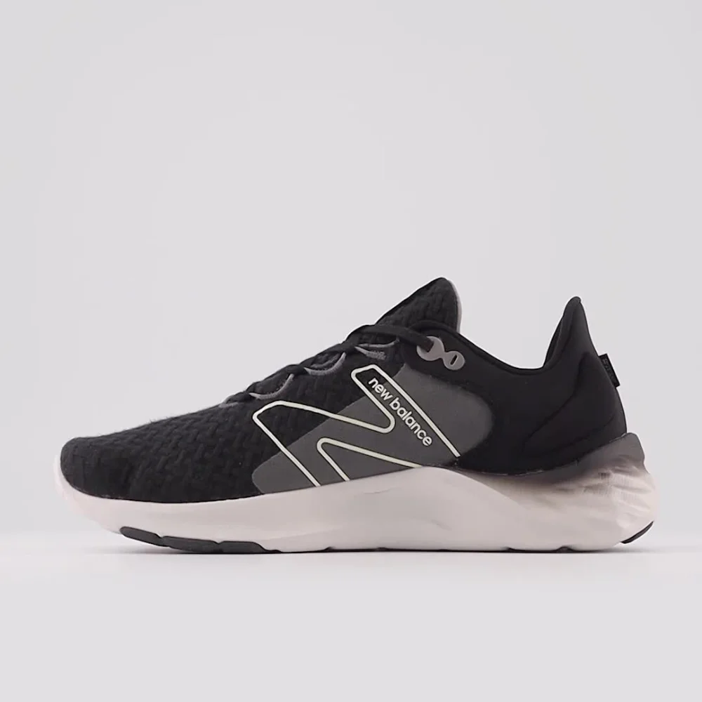 New Balance Fresh Foam Roav v2 MROAVHK2 / schwarz