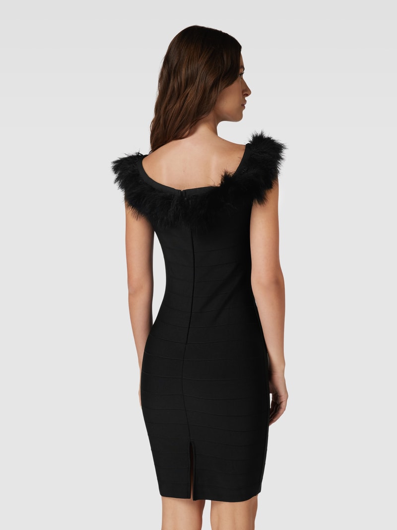 Cocktailkleid mit Carmen-Ausschnitt in schwarz
