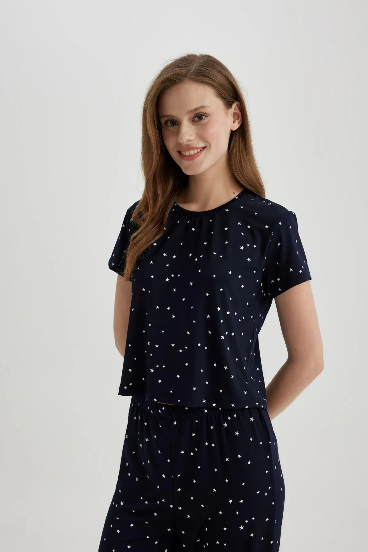 DeFacto  Fall In Love – Softshell-Pyjama-Set mit normaler Passform und kurzen Ärmeln, B6184ax24sp